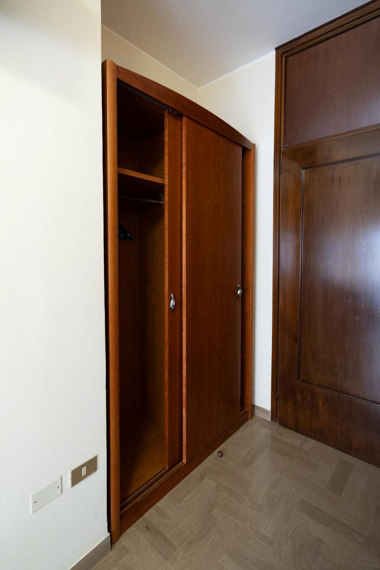 Easy Hotel Meryon Sottomarina Rum bild