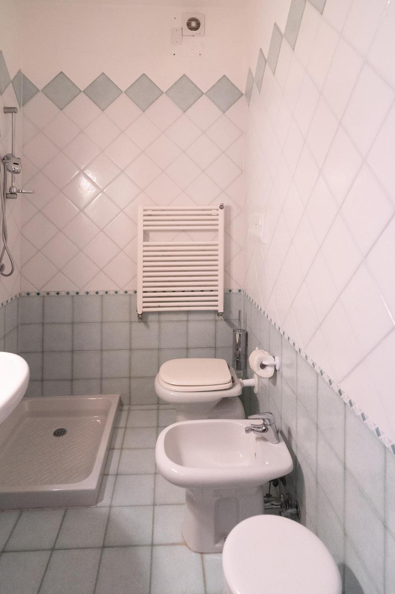Easy Hotel Meryon Sottomarina Rum bild